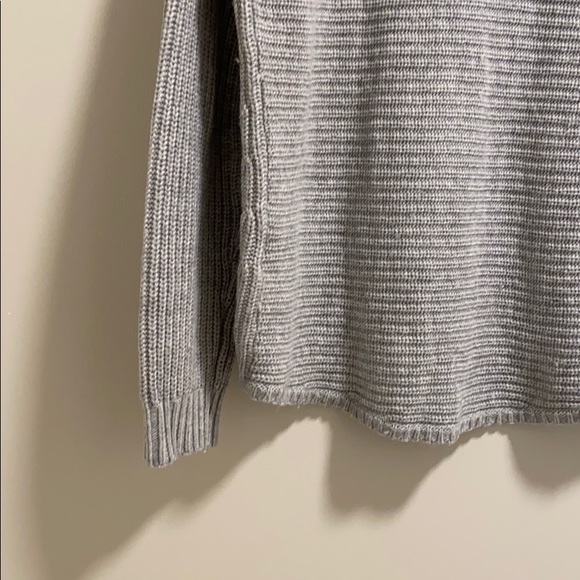 Roots Knit Scoop V Neck Sweater Grey - Picture 5 of 9